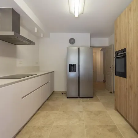 Maison Esterel In Saint-raphael Willa