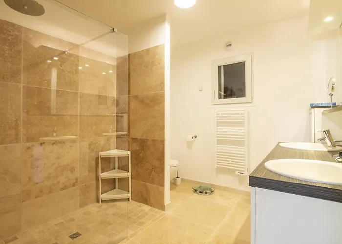 Maison Esterel In Saint-raphael