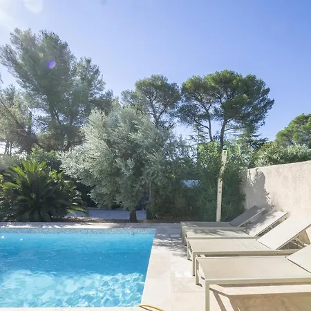 Villa Maison Esterel In Saint-raphael *